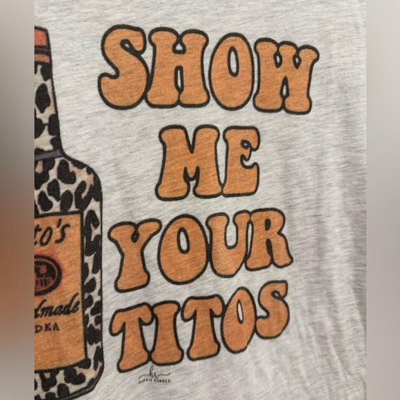 Graphic tee - Picture 2 of 3